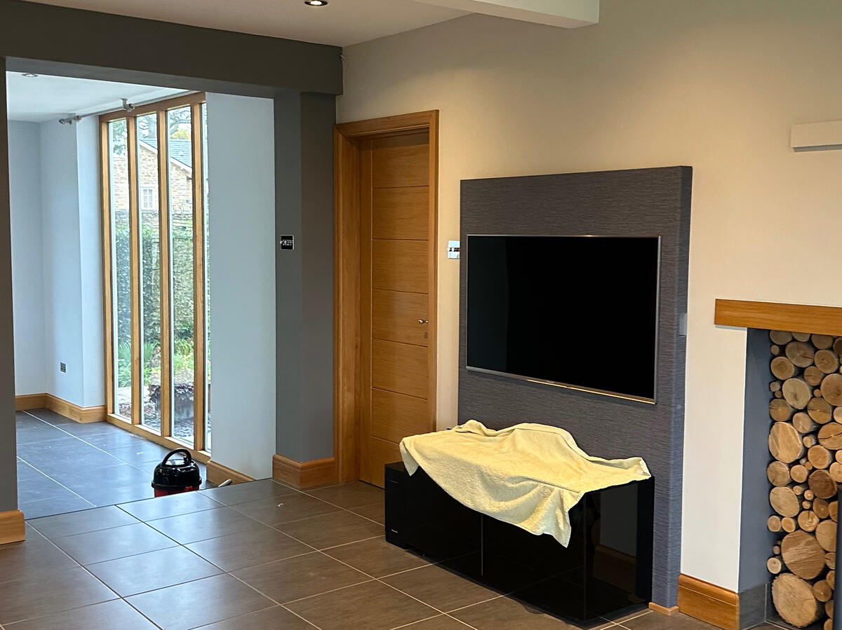Residential living room and kitchen in Buckingham painted and decorated Residential living room and kitchen in Buckingham painted and decorated
