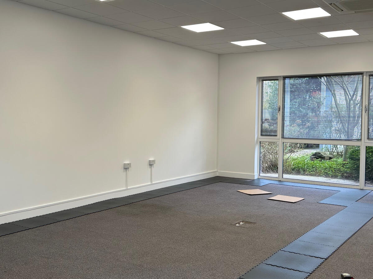 Commercial office in Buckingham redecorated Commercial office in Buckingham redecorated